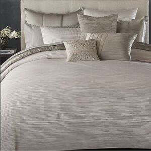 Donna Karan Reflection Silk Blend King Duvet Cover Windy Stripe Jacquard Silver
